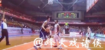 CBA再现奇葩!2米19中锋下黑脚激化矛盾,裁判8分钟狂吹8次技犯 CBA再现奇葩!2米19中锋下黑脚激化矛盾,裁判8分钟狂吹8次技犯